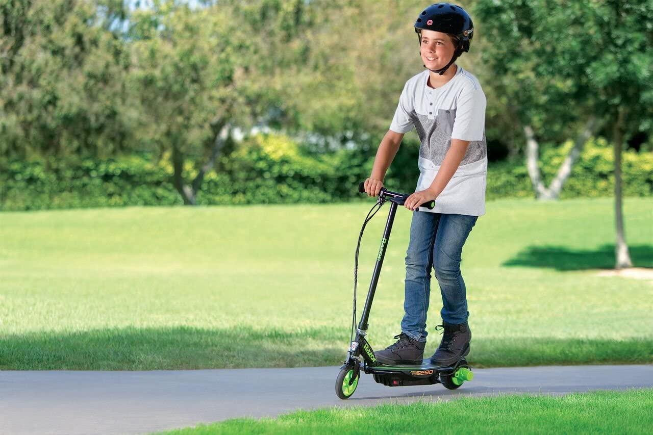 Comment choisir la meilleure trottinette électrique pour enfant ?